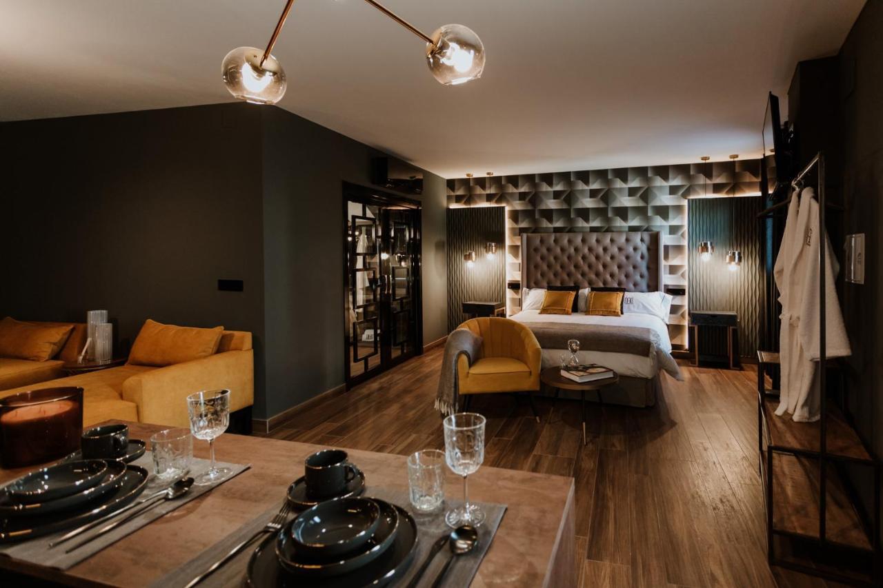 Apartamentos Boutique Heritage Сан Мартин де Тревехо Екстериор снимка