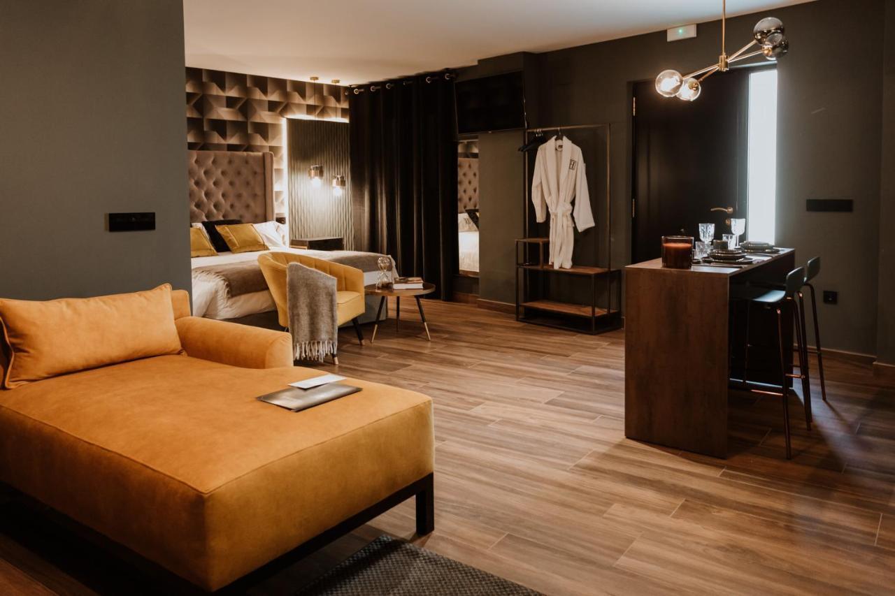 Apartamentos Boutique Heritage Сан Мартин де Тревехо Екстериор снимка